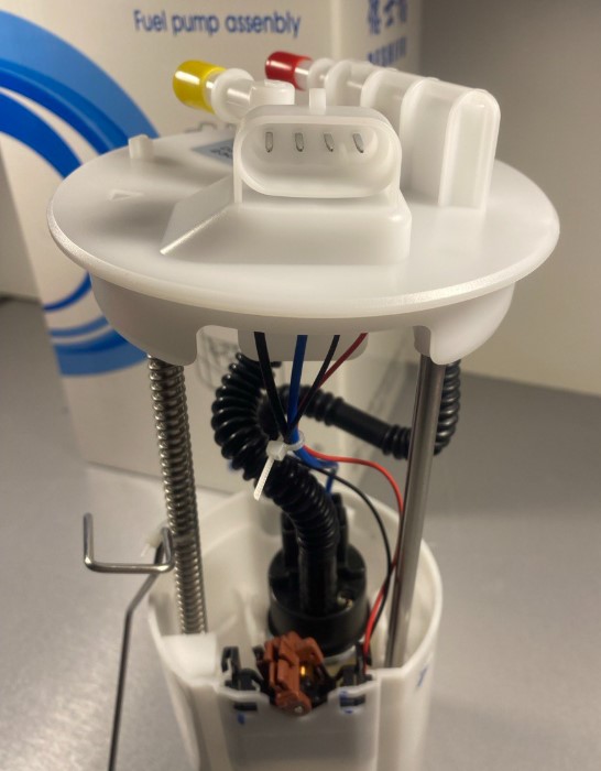 Насос топливный Lifan X60 КАЧЕСТВЕННЫЙ АНАЛОГ S1123100