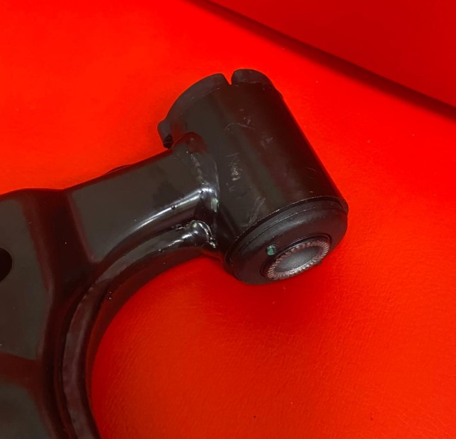 Рычаг передней подвески правый Chery Tiggo 7 Pro 202000911AA