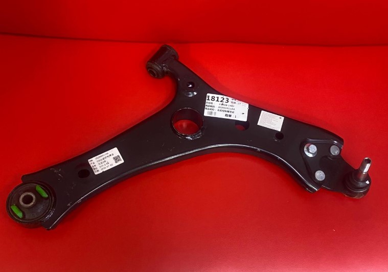 Рычаг передней подвески правый c шаровой Chery Tiggo 7 Pro (Ориг. Качество) 202000911AA