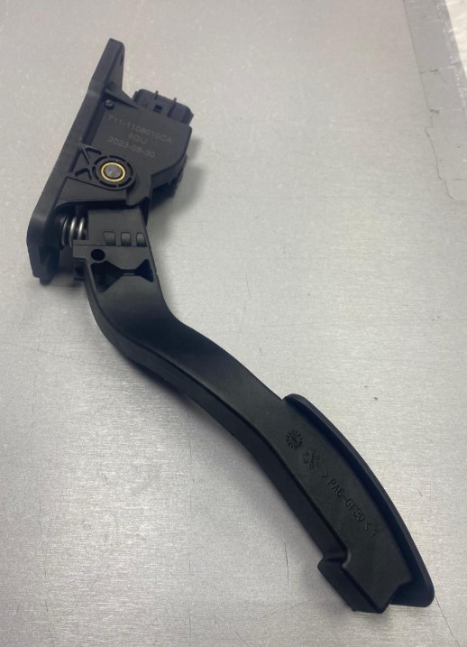 Педаль газа Chery Tiggo FL T11-1108010CA