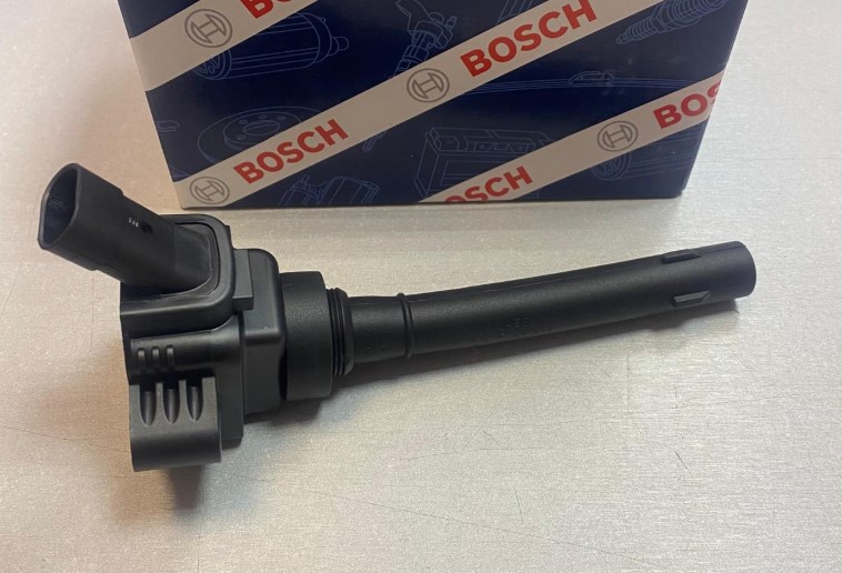 Катушка зажигания HAVAL F7x 1,5 Bosch 3705100XEB03